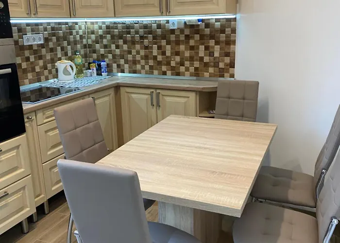 Apartament Toeroek Rezidencia Eger