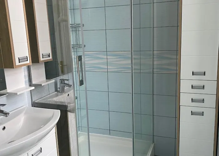 Apartament Toeroek Rezidencia